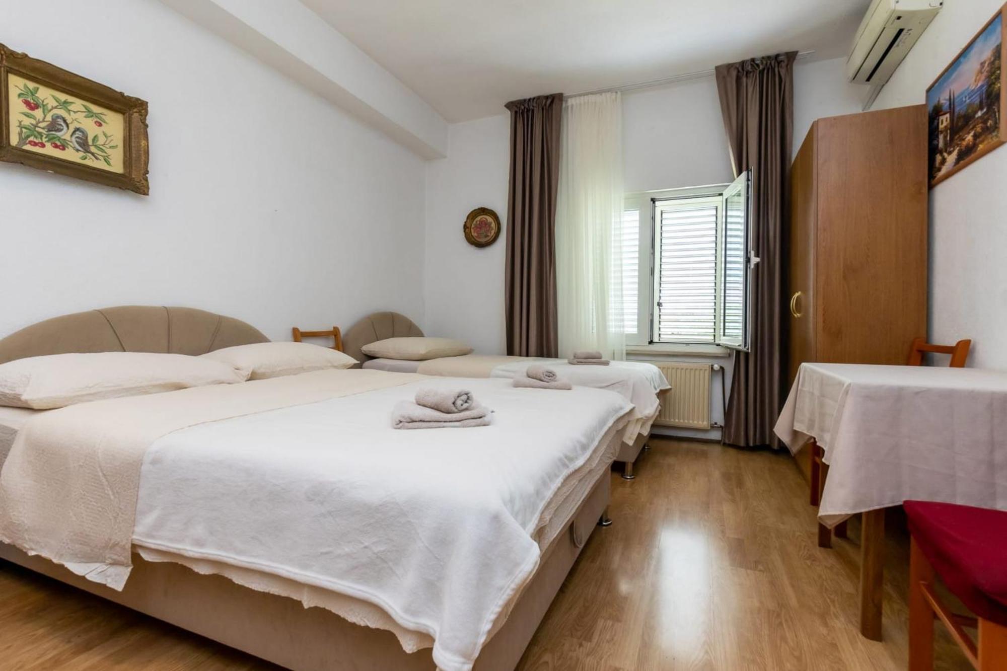 Apartments Dino Kaštela Extérieur photo