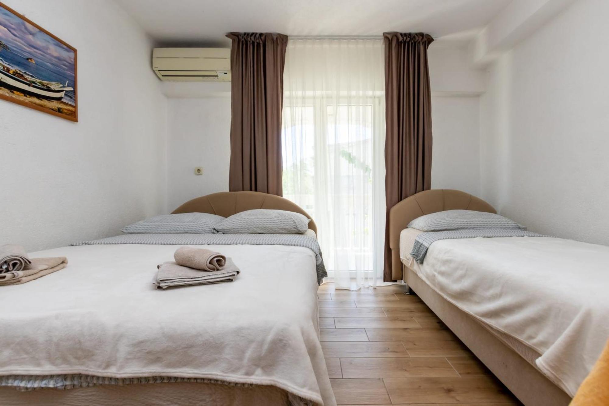 Apartments Dino Kaštela Extérieur photo