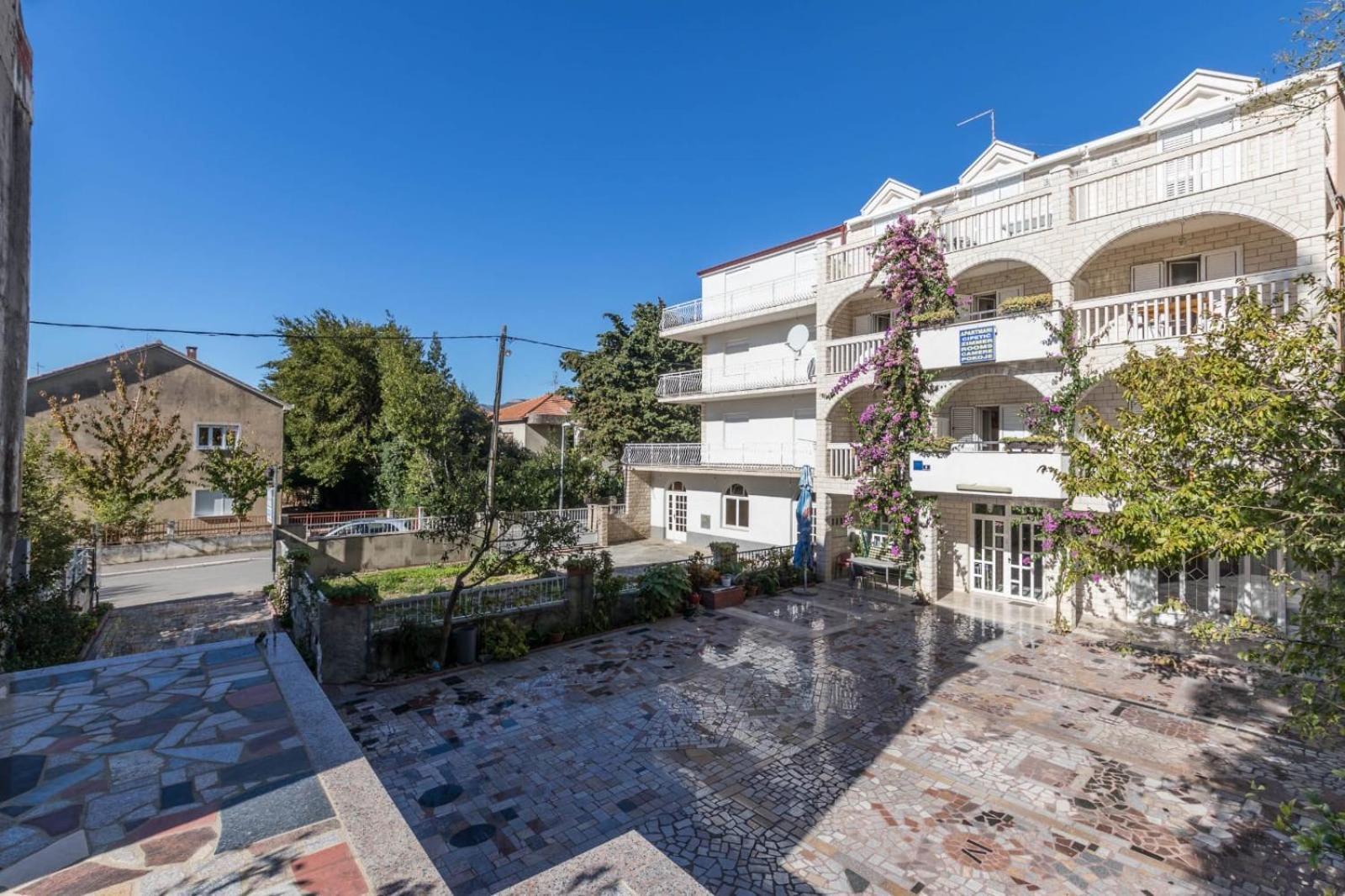 Apartments Dino Kaštela Extérieur photo